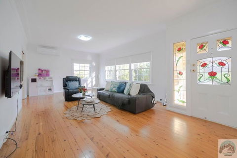 Aircabin - Beecroft - Sydney - 3 Bed Holiday House - Accommodation QLD 2