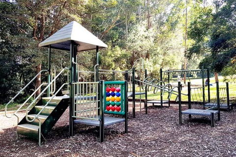 Aircabin - Beecroft - Sydney - 3 Bed Holiday House - Accommodation QLD 4