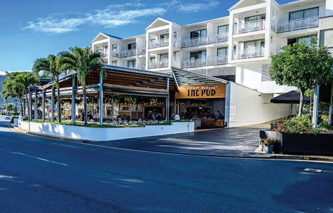 Airlie Beach Hotel - Accommodation QLD 2
