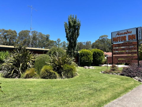 Alexandra Motor Inn - Accommodation QLD 4