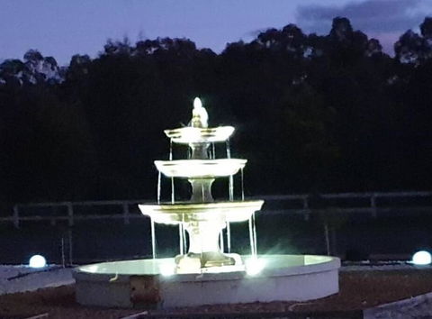 Alma Retreat, King Bed, Family, Pet Friendly - Accommodation QLD 3