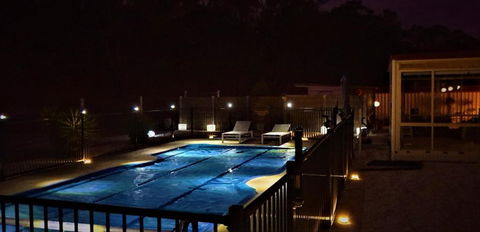 Alma Retreat, King Bed, Family, Pet Friendly - Accommodation QLD 2