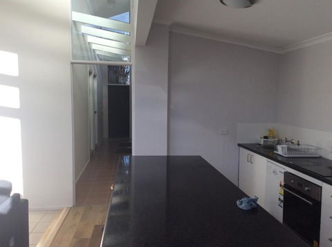 Alpha Centauri Townhouses - Accommodation QLD 1
