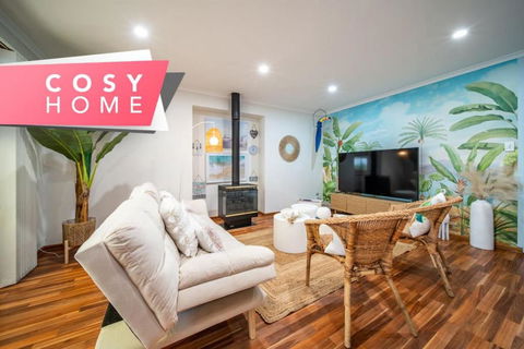 Amazon At Seacombe Gardens - Accommodation QLD 0