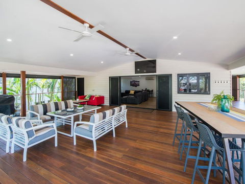 AMITY ESCAPE - Accommodation QLD 4