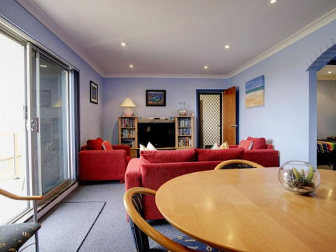 Anchorage 7 - Accommodation QLD 4