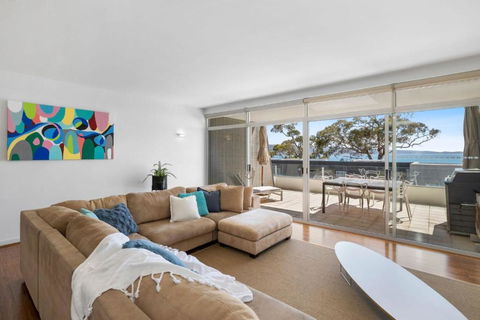 Apartment 18 Kalimna - Accommodation QLD 0