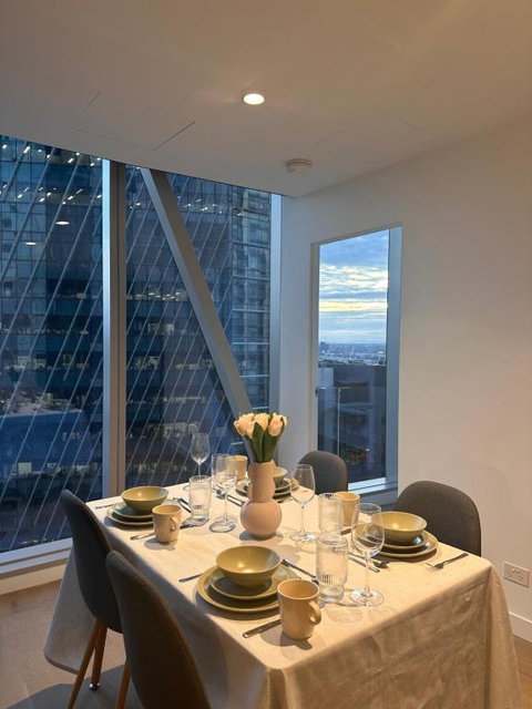 Apartment With Panoramic View - Accommodation QLD 3