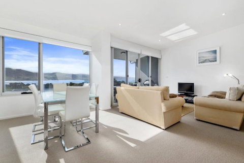 Apollo Blue 11 - Accommodation QLD 1
