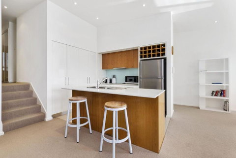 Apollo Blue 11 - Accommodation QLD 4