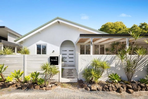 Apollo House - Accommodation QLD 1