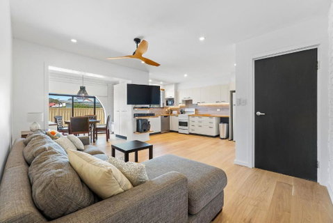 Apollo Unit 4 - Ground Floor - Block A - Accommodation QLD 1