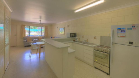 Arcadia Palms 1 - Accommodation QLD 3