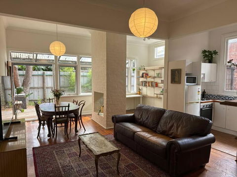 Artsy North Melbourne 2-Bedder - Accommodation QLD 0