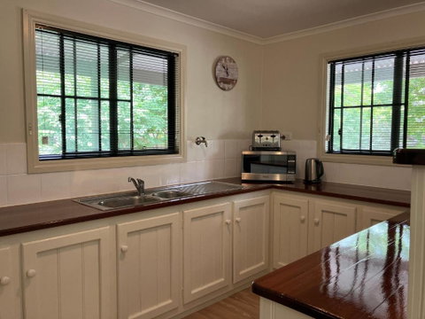 Auburn Hideaway - Accommodation QLD 1