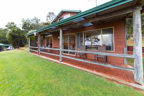 Augusta Sheoak Chalets - Accommodation QLD 1