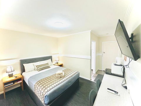 Auto Lodge Motor Inn - Accommodation QLD 1