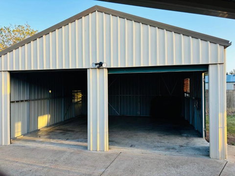 Avoca House - Accommodation QLD 4