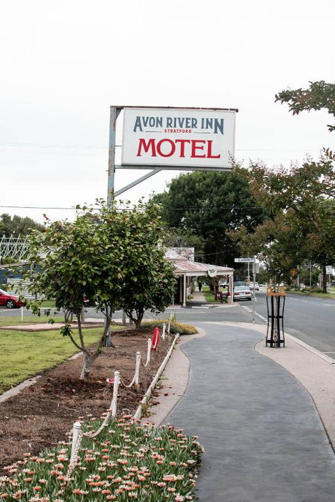 Avon River Inn - Accommodation QLD 0