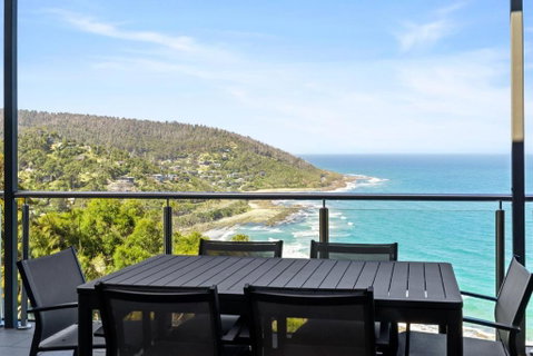 Azure - Accommodation QLD 4