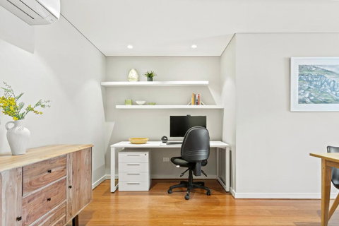 B208S - The Waverton Escape - Accommodation QLD 0