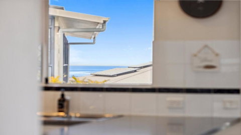 Ballantrae Escape Sawtell - Accommodation QLD 4