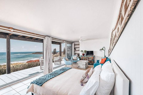 BAY PROPERTIES . Pacific Lodge Studio - Accommodation QLD 0