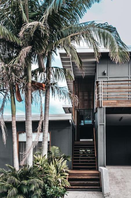 BAY PROPERTIES . The Chill - Accommodation QLD 3