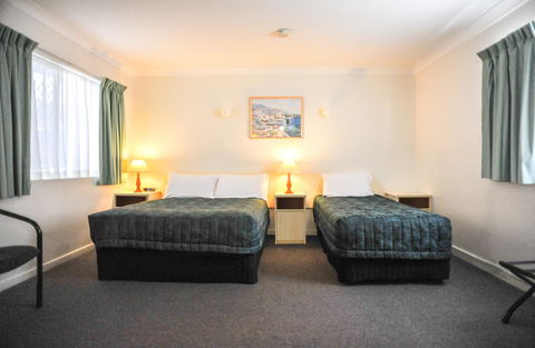 Southport Motel & Apartments - Accommodation QLD 18