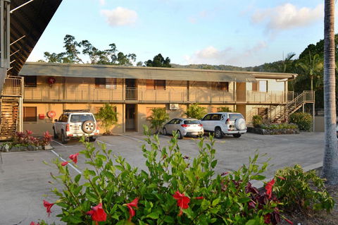 Whitsunday Waterfront Apartments - Accommodation QLD 33