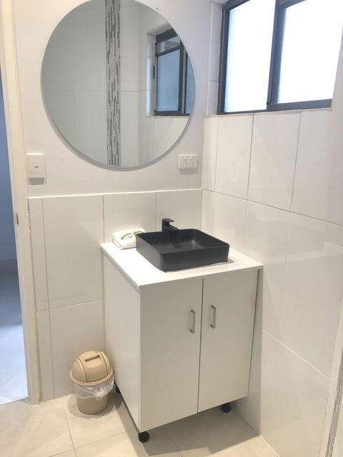 Whitsunday Waterfront Apartments - Accommodation QLD 4