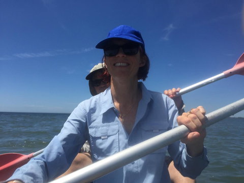 Absolute Waterfront - Accommodation QLD 9