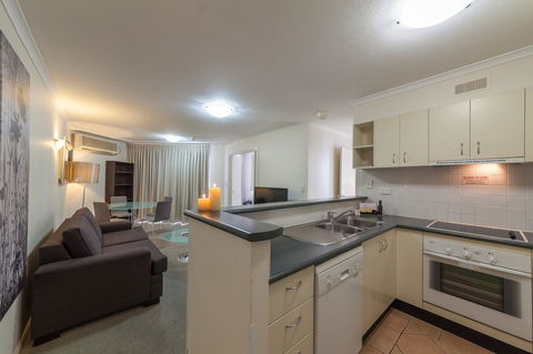West End Central Apartments - Accommodation QLD 13