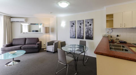 West End Central Apartments - Accommodation QLD 21