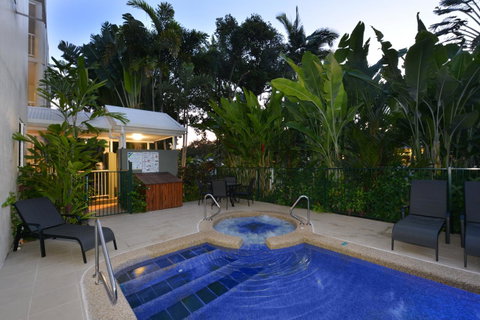 Port Douglas Apartments - Adults Only Oasis - Accommodation QLD 19