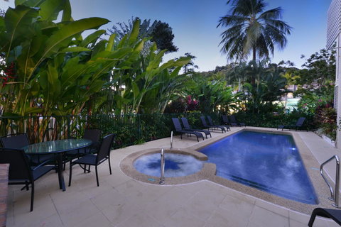 Port Douglas Apartments - Adults Only Oasis - Accommodation QLD 21