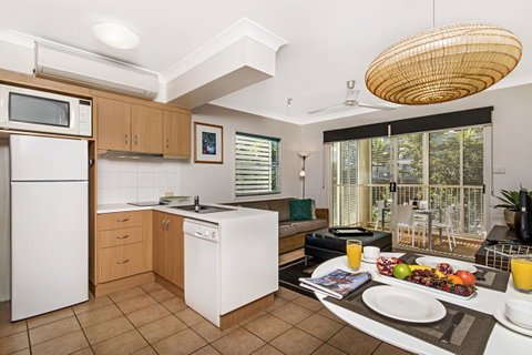 Port Douglas Apartments - Adults Only Oasis - Accommodation QLD 15