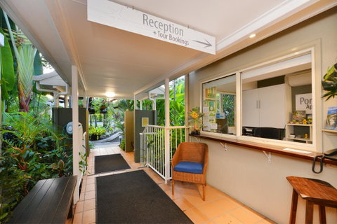 Port Douglas Apartments - Adults Only Oasis - Accommodation QLD 16
