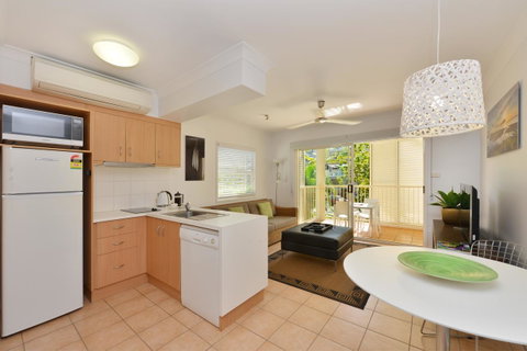 Port Douglas Apartments - Adults Only Oasis - Accommodation QLD 0