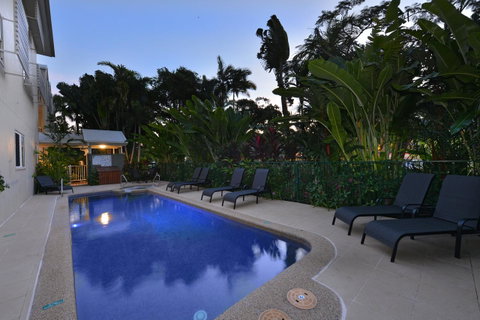 Port Douglas Apartments - Adults Only Oasis - Accommodation QLD 20