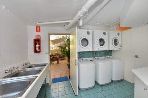 Port Douglas Apartments - Adults Only Oasis - Accommodation QLD 24
