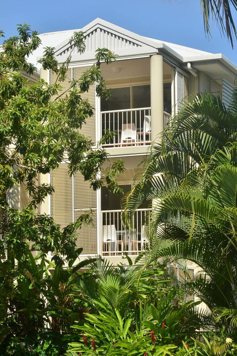 Port Douglas Apartments - Adults Only Oasis - Accommodation QLD 25