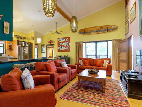 Five Bimba (Tractor House) - Accommodation QLD 10