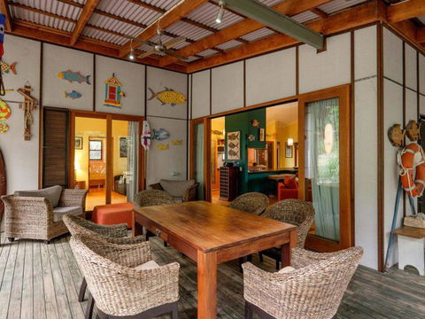 Five Bimba (Tractor House) - Accommodation QLD 17