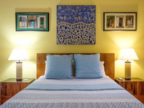 Five Bimba (Tractor House) - Accommodation QLD 5