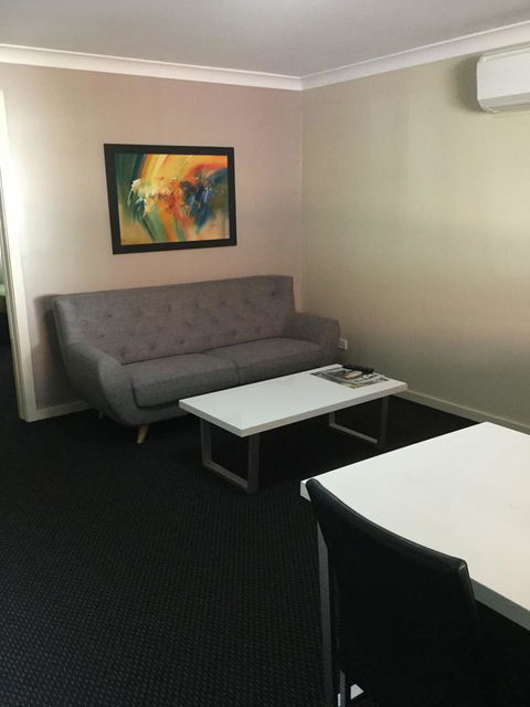 Villa Nova Motel - Accommodation QLD 3