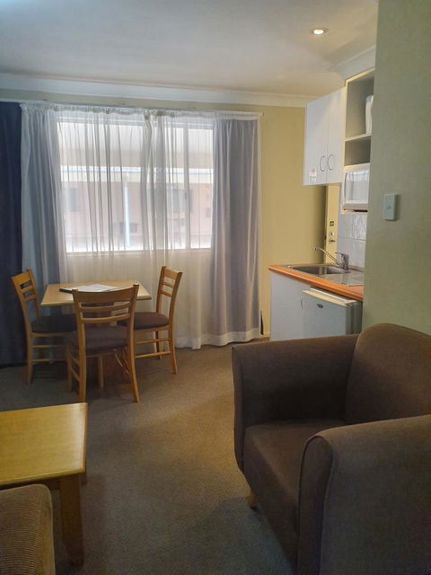 Villa Nova Motel - Accommodation QLD 8