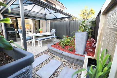 Lotus Retreat - Accommodation QLD 12