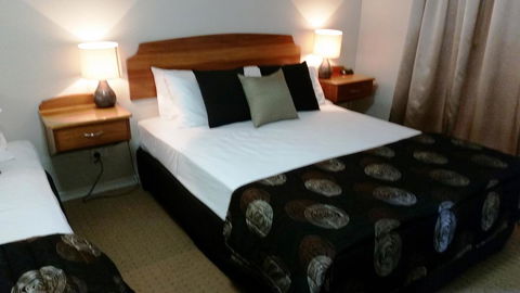 Shamrock Gardens Motel - Accommodation QLD 13