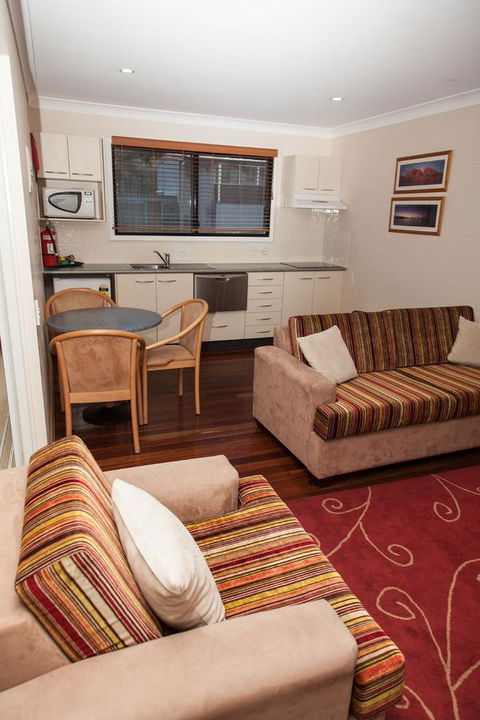 Eastgate On The Range Motel - Accommodation QLD 10